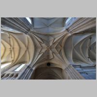Saint-Michel-en-Thiérache, Église Saint-Michel, photo mcid.mcah.columbia.edu,7.jpg